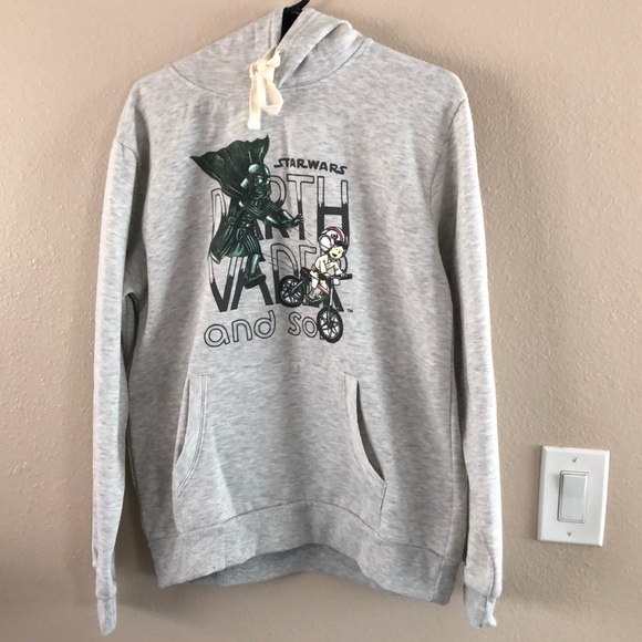 Star Wars Tops - Star Wars Sweatshirt NWT